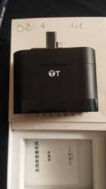 Microphone J66 is one for two.(Interface: 02 Apple)